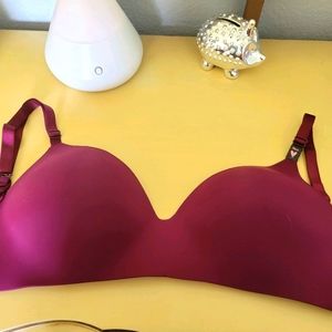 Victoria's Secret Lightly Lined Wireless Bra